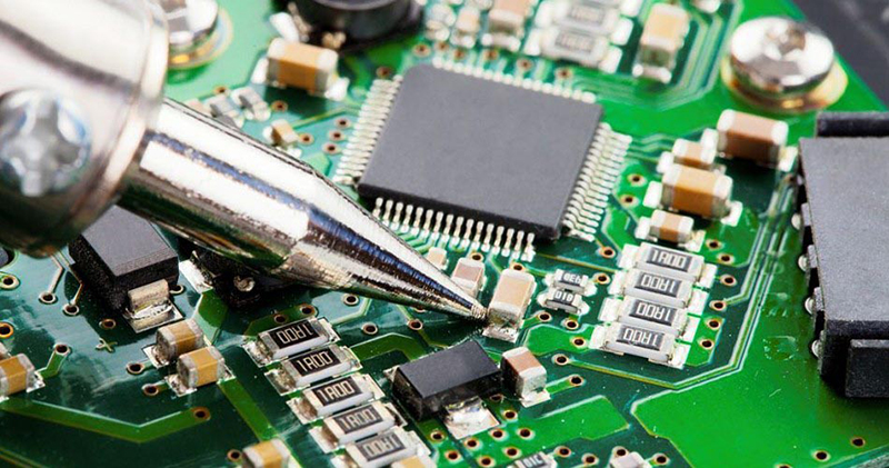 PCBA加工中波峰焊透锡不良的应对方法-云恒制造